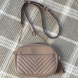 Elegant Beige Quilted Crossbody Bag